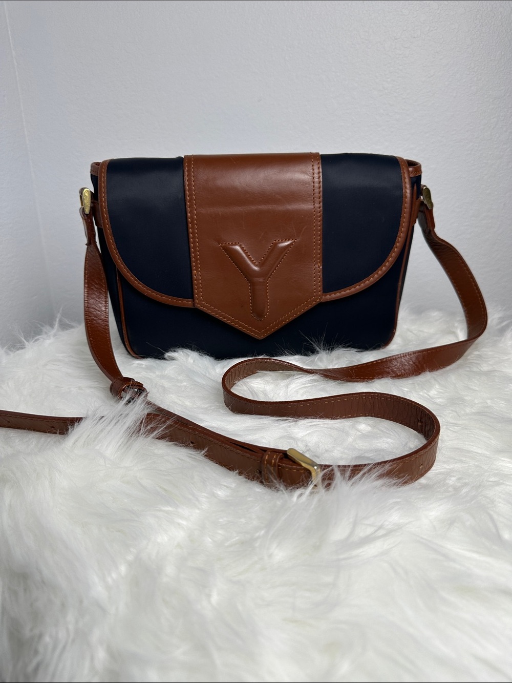 💯Authentic Yves Saint Laurent YSL Vintage Navy & Brown Crossbody Shoulder Bag🍀